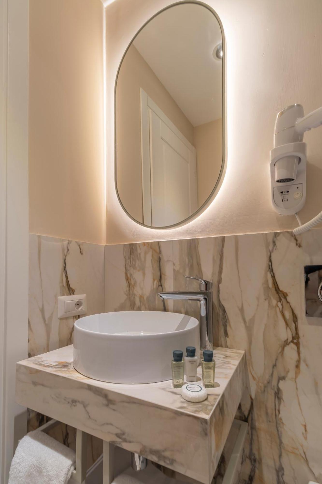 Trevi Imperial Suite 3 Roma Exterior foto